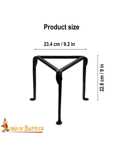 Trépied médiéval pour feu en fer...