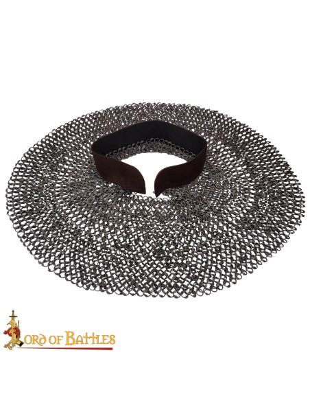 Gorget médiéval en cotte de mailles...