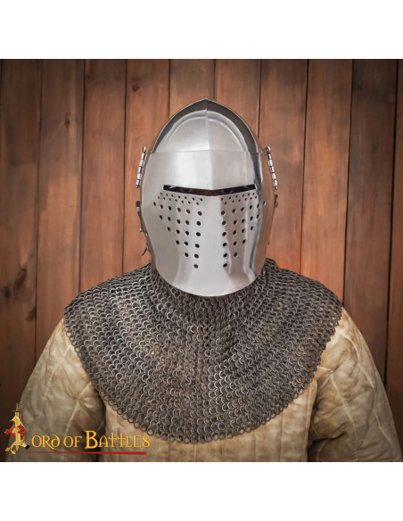 Gorget médiéval en cotte de mailles...