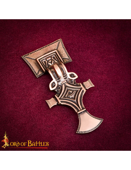 Broche Lombard en Bronze du VIe...