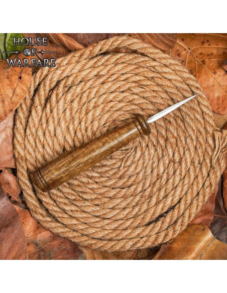 Poinçon en acier pour percer et...