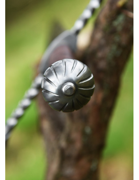 Épée bâtarde avec fourreau,...