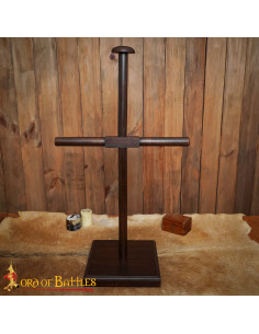 Support robuste et élégant pour armure médiévale