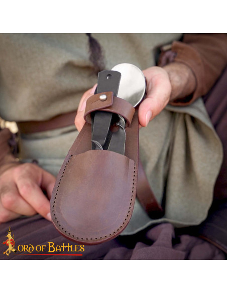 Ensemble de couverts médiévaux en...