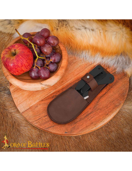 Ensemble de couverts médiévaux en...