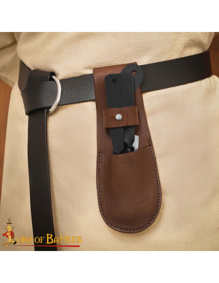 Ensemble de couverts médiévaux en...