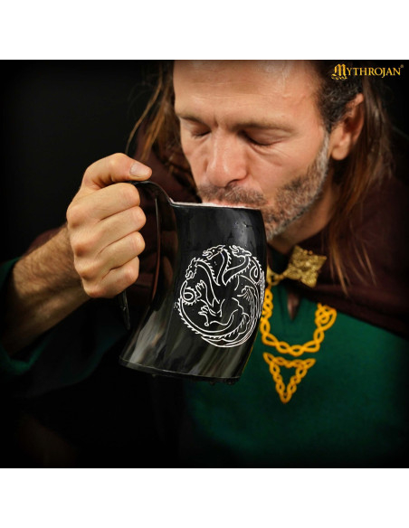 Tasse viking en corne de bœuf avec...