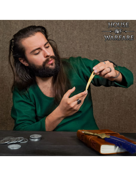 Collier en corne de boeuf poli...