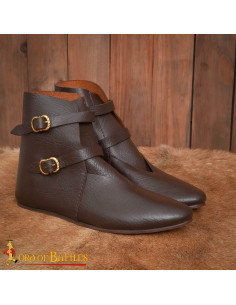 Bottines médiévaux en cuir véritable avec boucles en laiton 2