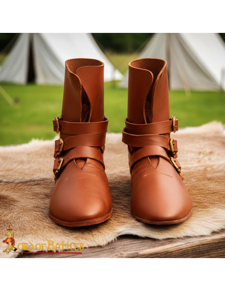 Bottines médiévales en cuir marron du...