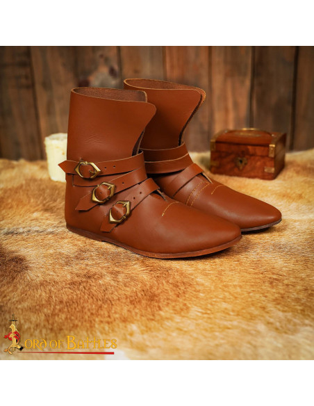Bottines médiévales en cuir marron du...
