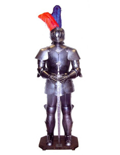 armure médiévale avec épée