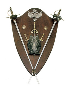 Panoplie médiévale d'aigles et d'épées (102x70 cm.)