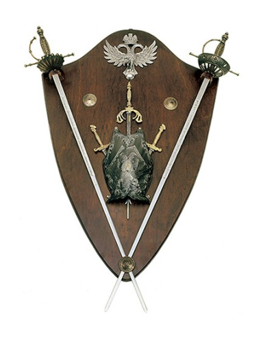 Panoplie médiévale des aigles et des épées