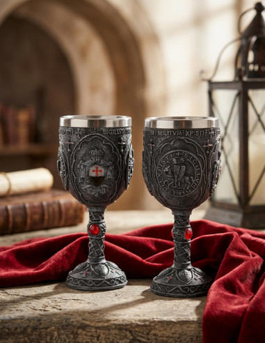 Calice des Templiers, 18 cms.