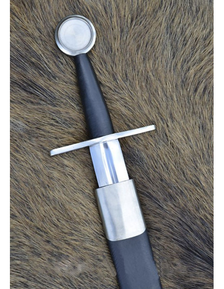 Épée normande avec fourreau