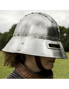 Garde casque médiéval 2
