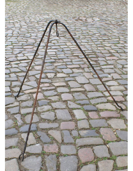 trépied forgé à la main