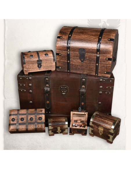 Coffre médiéval avec des pierres colorées (10x7 cms.)