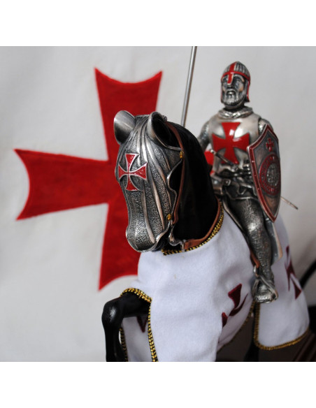 Chevalier templier à cheval (33 cms.)