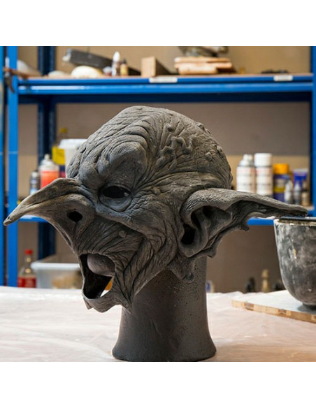 Masque gobelin non peint (59-61 cms.)