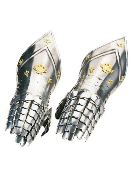 Gantelets dorés ciselés, Marto