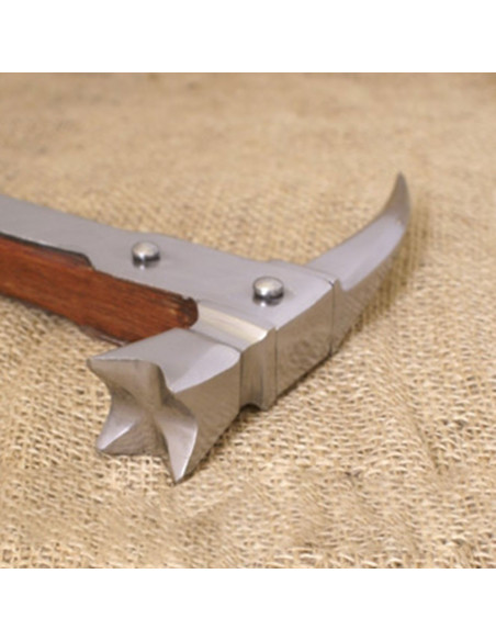 Marteau de guerre médiéval à bec de...