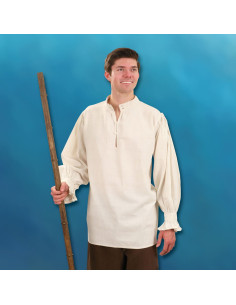 Chemise de seigneur féodal cousue à la main