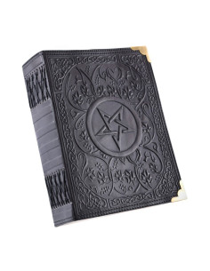 Journal médiéval avec pentagramme