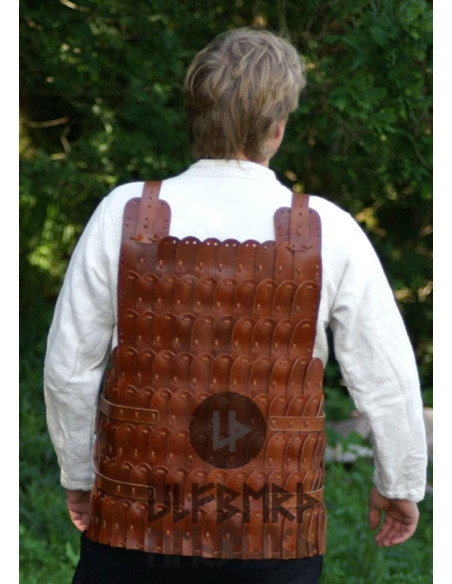 Armure plaquée de cuir