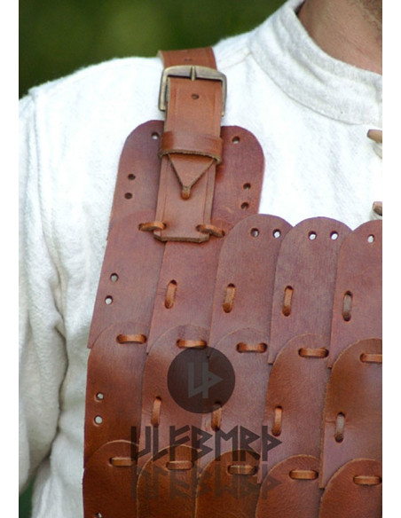 Armure plaquée de cuir