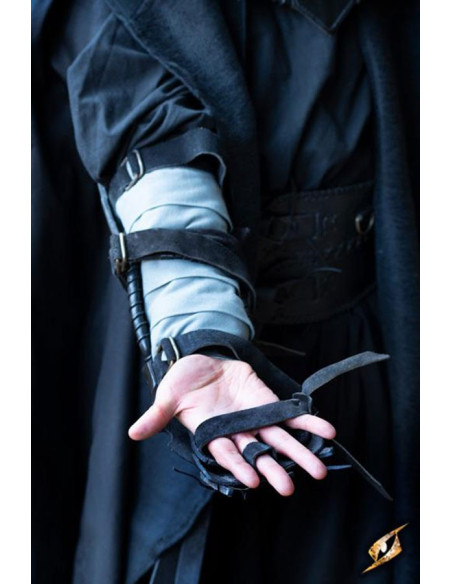 Bracelet griffe assassin, bras droit...