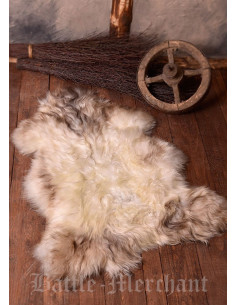 Peau de mouton nordique de couleur claire, 110 cm.