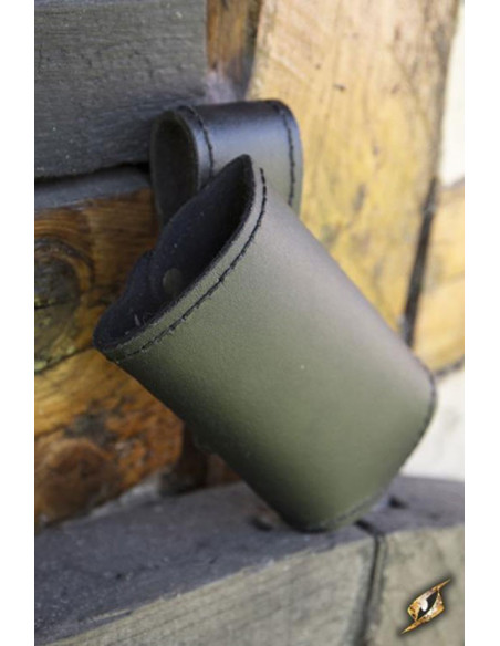 Baldric Medieval Adventurer, à droite