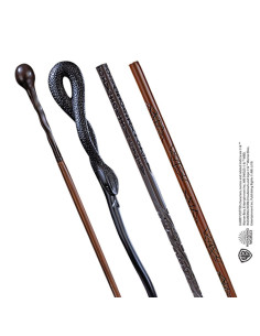 Exposant 4 baguettes avec la carte du maraudeur Harry Potter 2