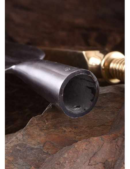 Fer de lance et casquette grec Dory