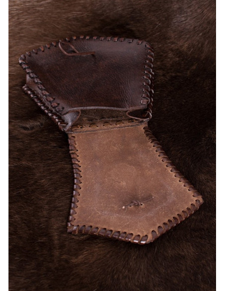 Sac en cuir avec croix celtique