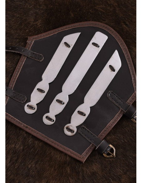 Bracelet en cuir renforcé de métal