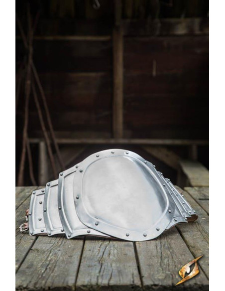 Pancera sauvage en métal, finition polie