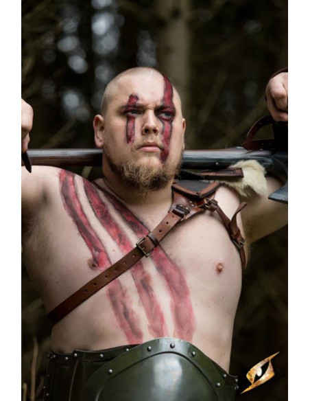 Pancera sauvage en métal, finition polie