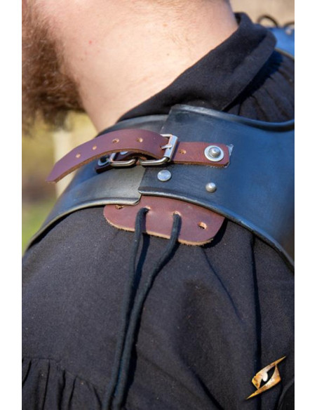 Gorgerin de guerrier médiéval,... Gorgerin de guerrier médiéval,...