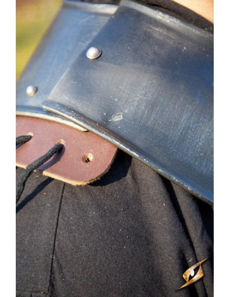 Gorgerin de guerrier médiéval,... Gorgerin de guerrier médiéval,...