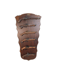 Panoplie avec 6 anciens pistolets à silex