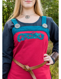 Robe tablier Viking Hilja rouge avec broderie