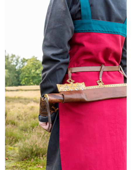 Robe tablier Viking Hilja rouge avec...