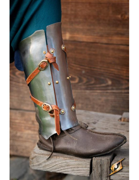 Renegade Adventurer Greaves, finition...