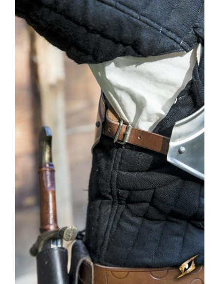 Cuirasse médiévale d'écuyer, finition...