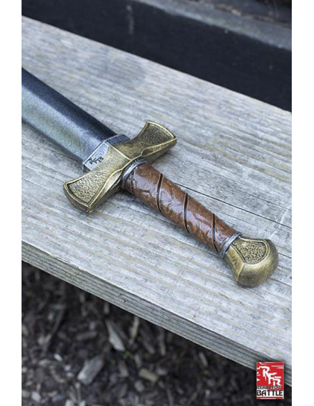 Straight Sword Guardian prêt pour la...