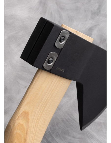 Hache du camp de la baie d'Hudson