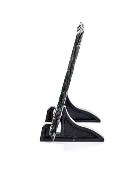 Pate de croix templière sur pierre...